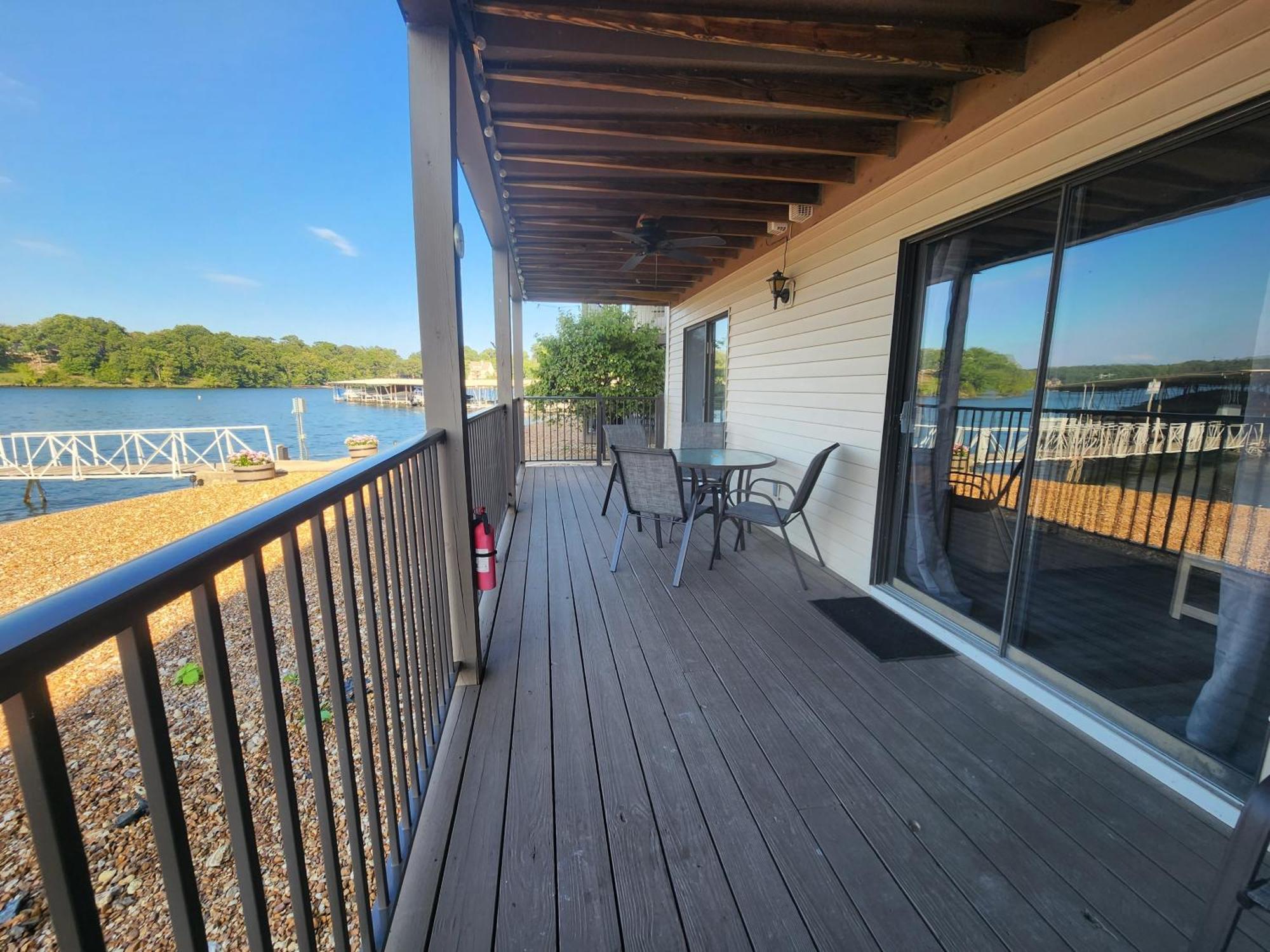 Lakefront Condo With A View Osage Beach Exterior foto