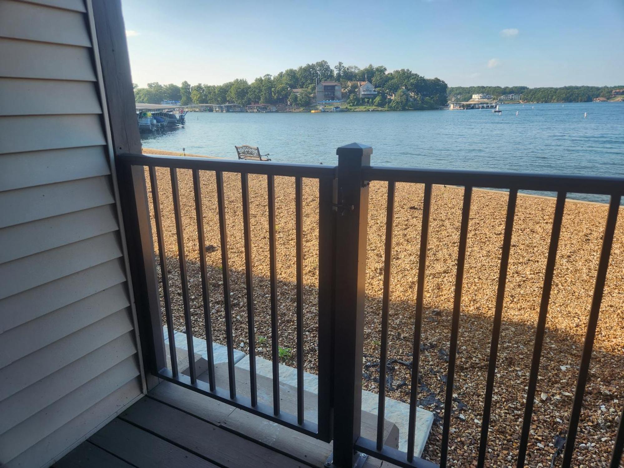 Lakefront Condo With A View Osage Beach Exterior foto